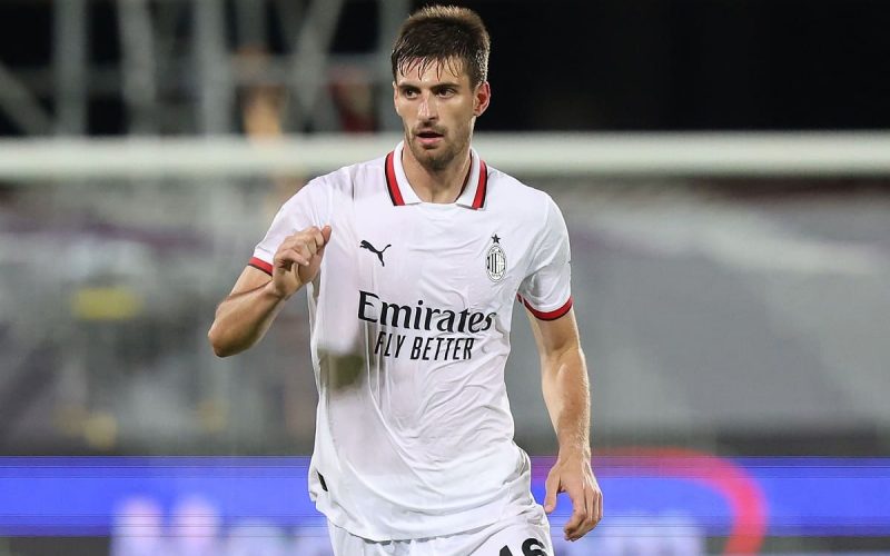 😬 Milan, Gabbia salta il Venezia: le ultime sul recupero di Walker