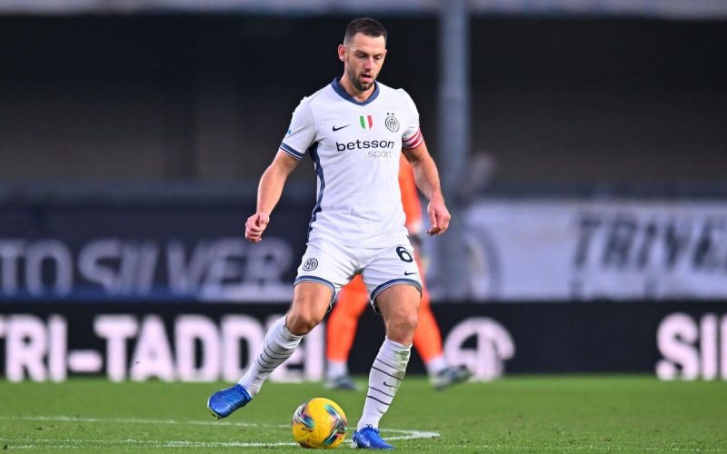 ⚔️ Cagliari-Inter, le probabili: Mina ha recuperato, Inzaghi ritrova De Vrij