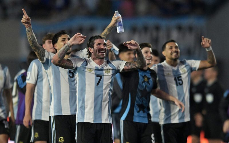 🔥 Argentina, il 4-1 contro il Brasile è STORIA! Otamendi a Raphinha: “Parla meno”. Scintille tre Rodrygo e Paredes