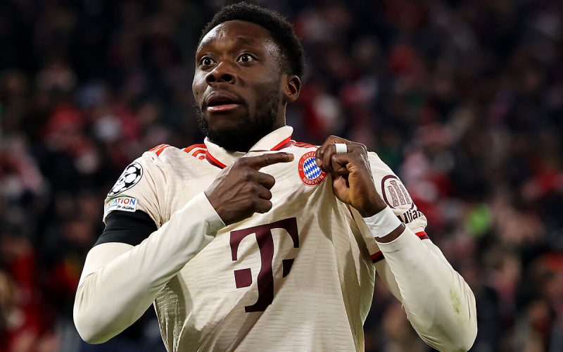 ❌ Bayern, che perdita: il crociato di Davies è KO. Problemi anche per Upamecano