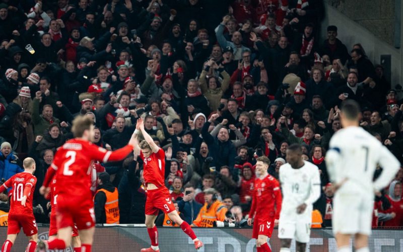 🇩🇰 CR7 fa “sbagliare” Eriksen dal dischetto, Højlund lo sfotte… esultando come lui 😂