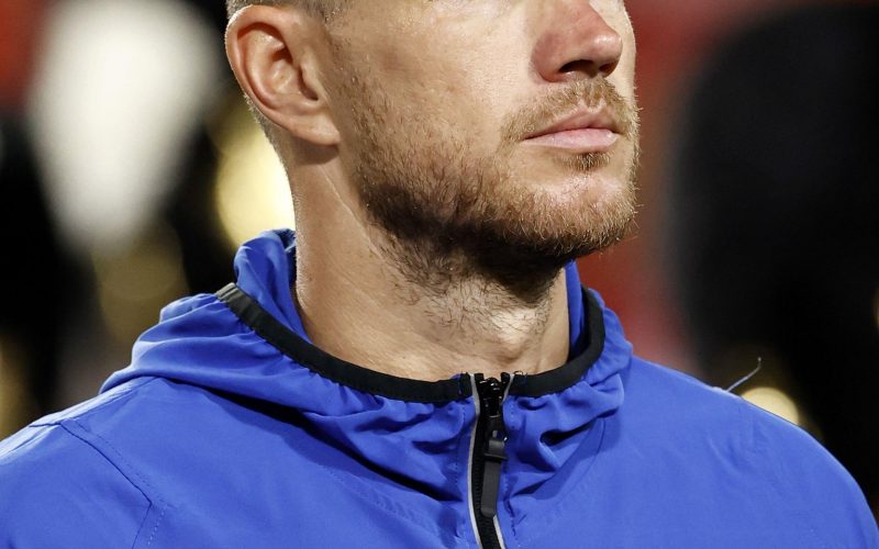 😟 Disavventura per Dzeko: ko contro la Romania, frattura al naso