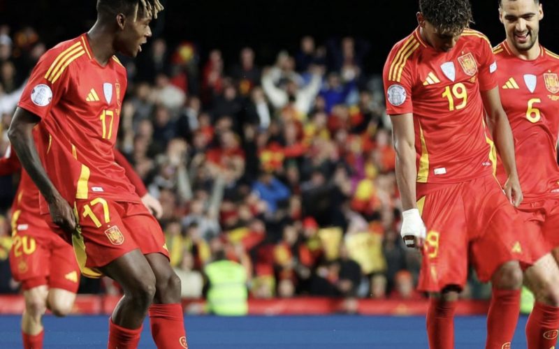 Van der Vaart critica Yamal per l’atteggiamento, reazione ed esultanza della stella sono da 😂