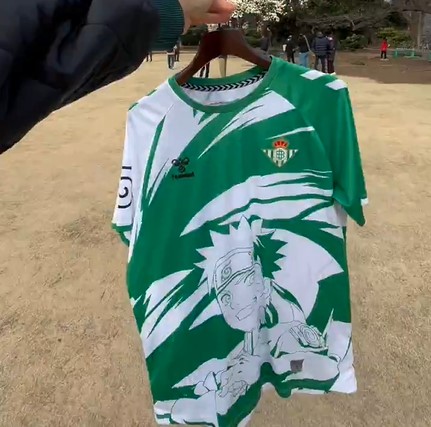 📸 Genialata del Betis: maglia speciale dedicata a Naruto 😍