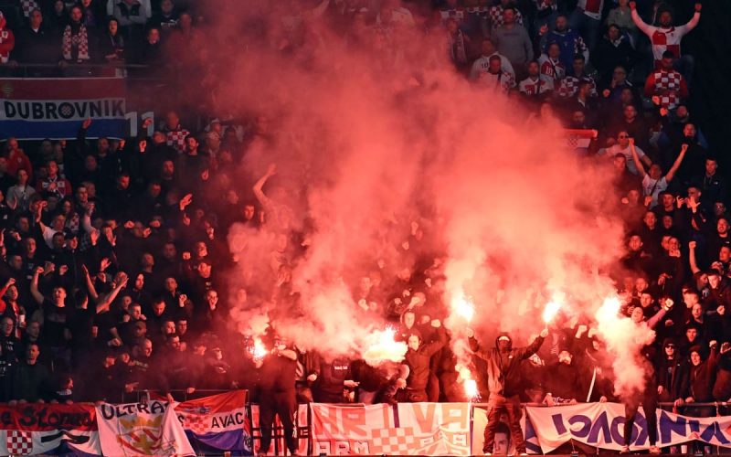 🤦🏻‍♂️ Saluti nazisti, anzi no… “gesti da tifosi”: 7️⃣ ultras croati prima arrestati e poi rilasciati in Francia
