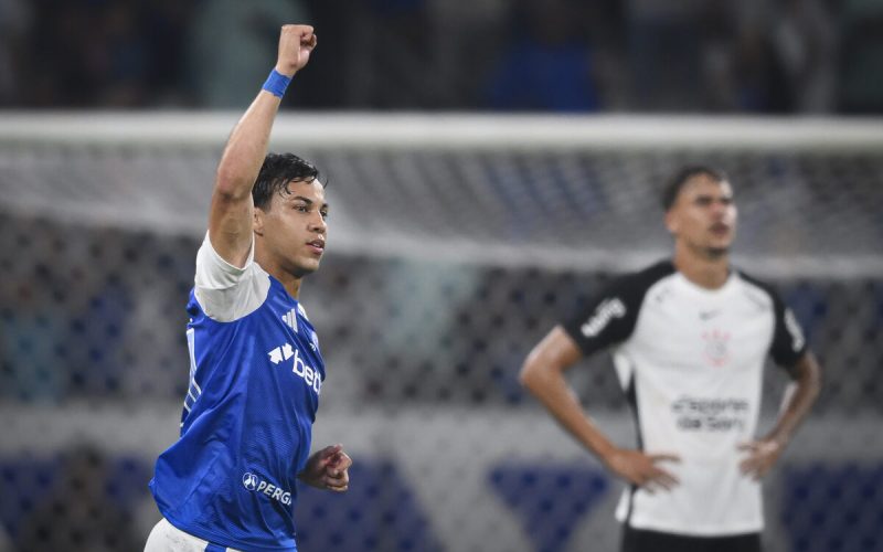 🍻 Kaio Jorge, gol e… BRINDISI! Una birra dagli spalti per festeggiare: il siparietto