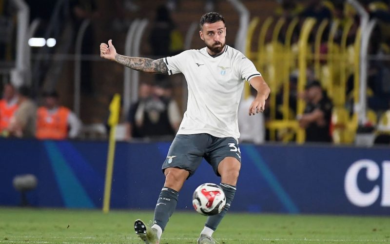 🔍 Milan, caccia ad un difensore in estate: Gila e Gatti in cima alla lista. I dettagli