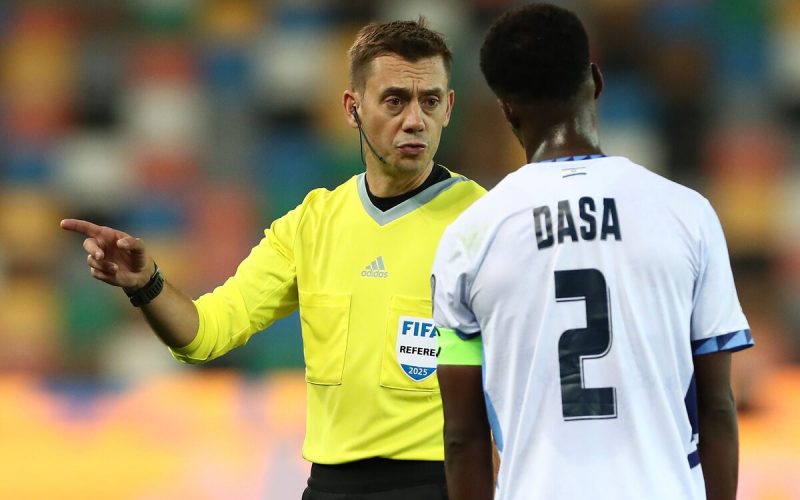 🧐 Champions League, ecco gli arbitri delle italiane: Turpin per il Napoli, Kovacs per l’Inter