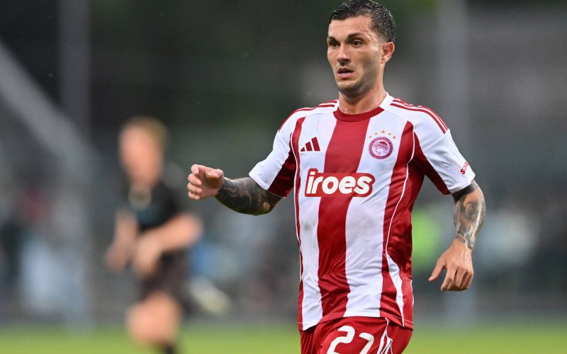 🛫 Parma, Strefezza torna in Serie A: l’ex Como è in viaggio per l’Italia